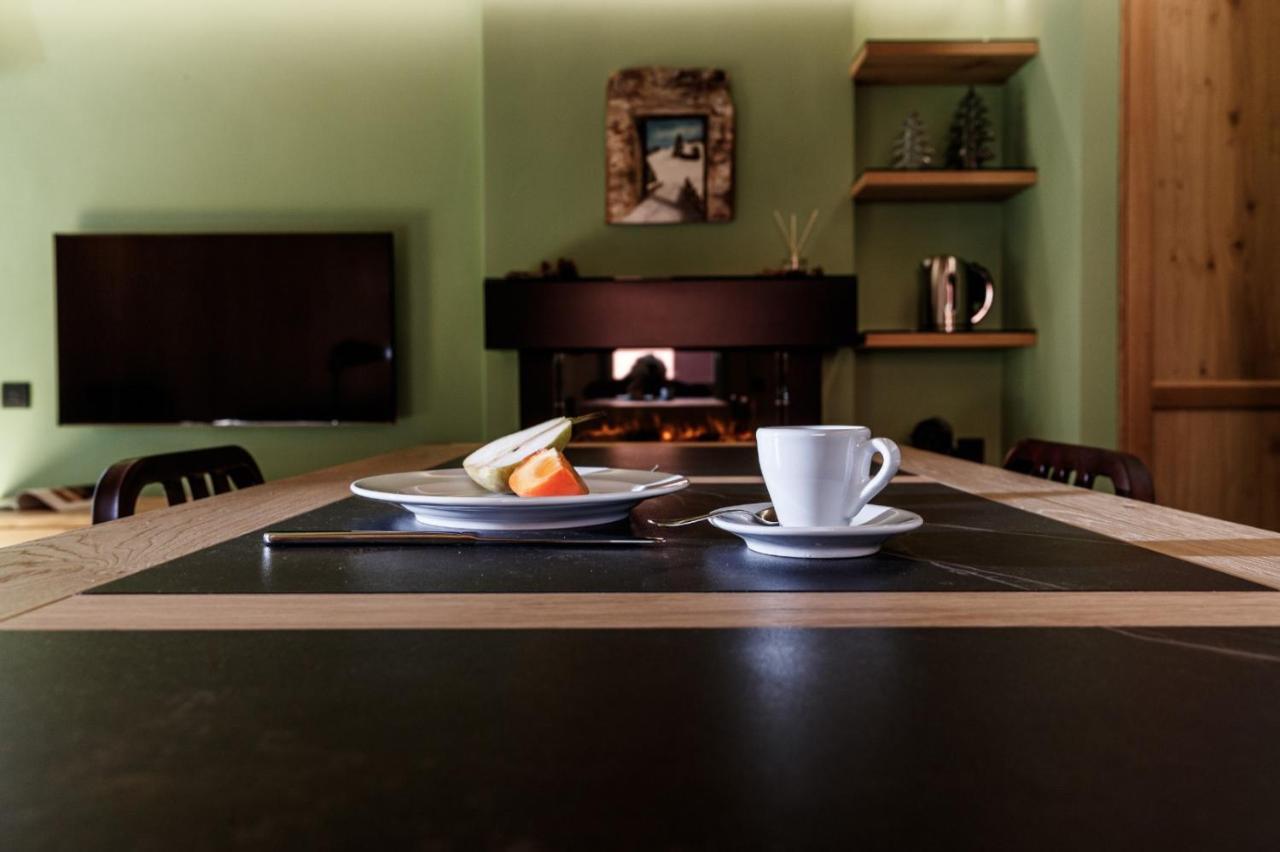 My Peaceful Retreat Apartment บอร์มิโอ ภายนอก รูปภาพ
